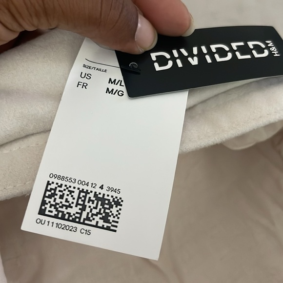 Brand:H&M Color:Cream Size:M/L Women’s barrette/ French style hat Condition - Picture 6 of 6